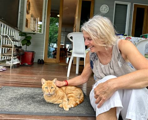 pet sitting cairns.